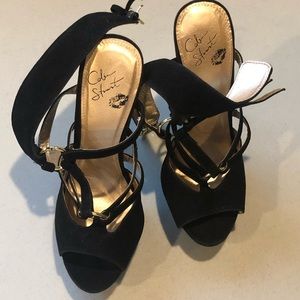 Colin Stuart Black and Gold Heels